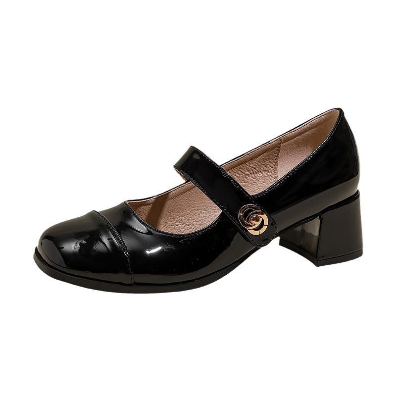 Scarpe Mary Jane stile Xiaoxiangfeng da donna con fibbia a una parola francese in pelle scarpe piccole in pelle mocassini scarpe singole bocca leggera tacco spesso scarpe da pendolare