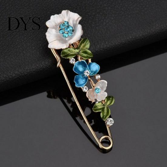 Cardigan Brooch Pin 3D Flower Decor Scarf with Rhinestone Stable Lock Inlay Thick Anti-exposure Suits Coats Sweaters Shawl Buckle