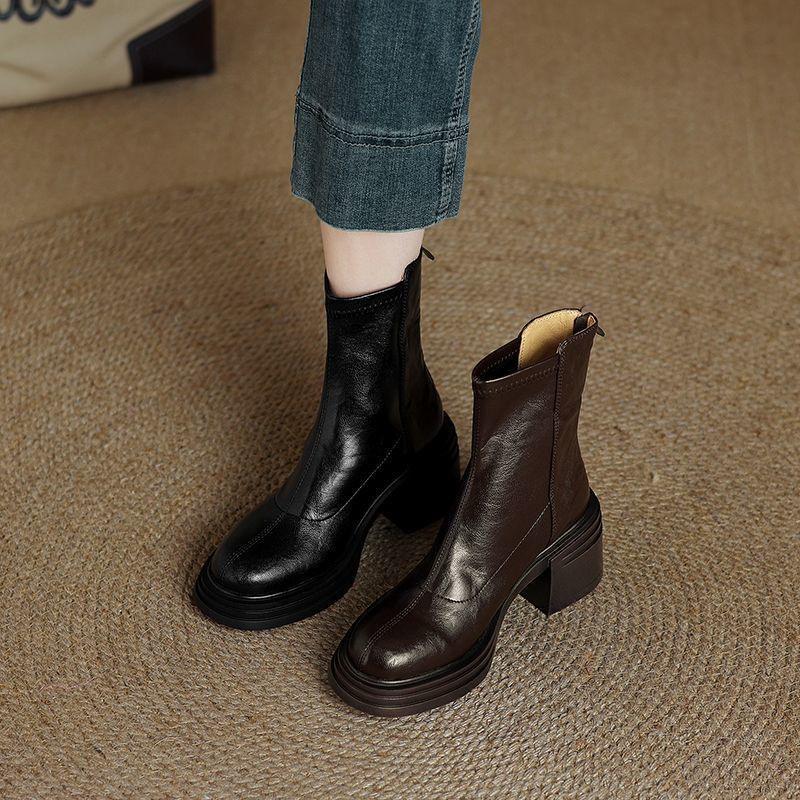 French small black short boots small thick-soled heightening Martin boots autumn and winter velvet high-heeled thin boots