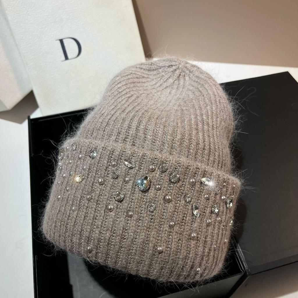 Real Rabbit Fur Diamonds Luxury Hats For Women Winter Warm Knitted Hat Ear Pretection Outdoor Skullies Beanies Skiing Cap