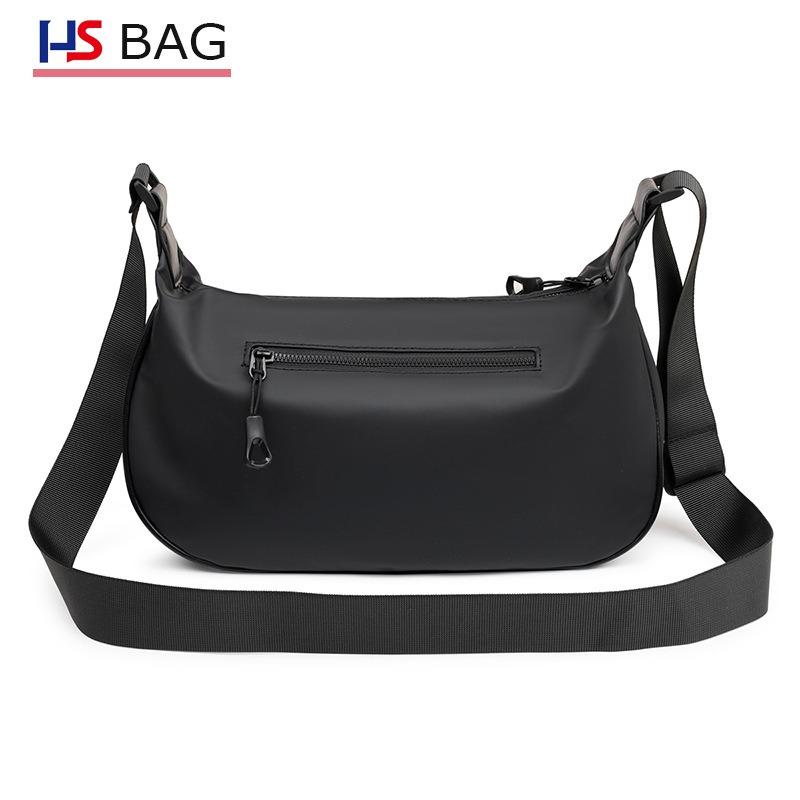 Crossbody bag men's new fashion texture simple shoulder bag Korean version casual anti-splashing large-capacity travel bag