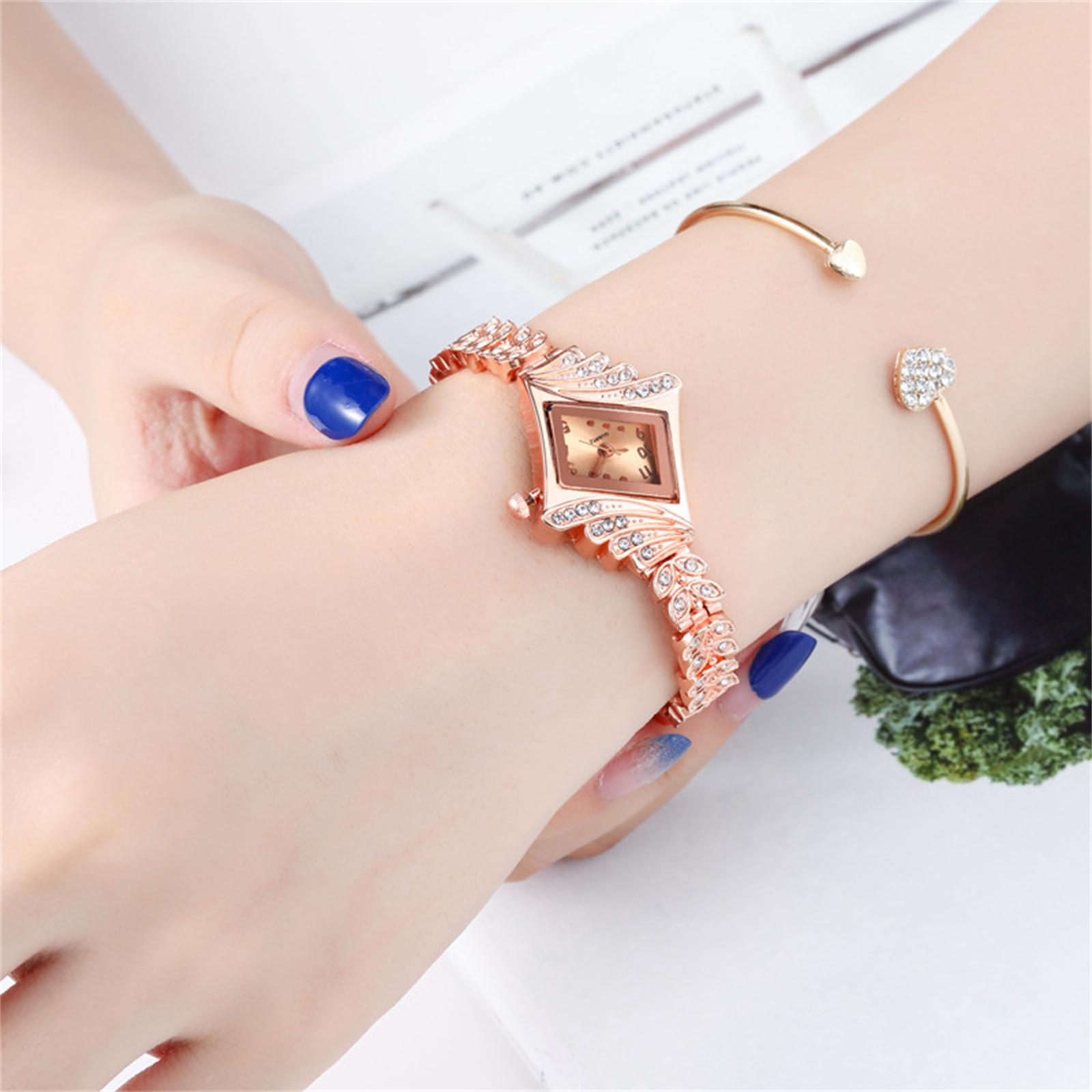 

Женские модные кожаные часы One Size