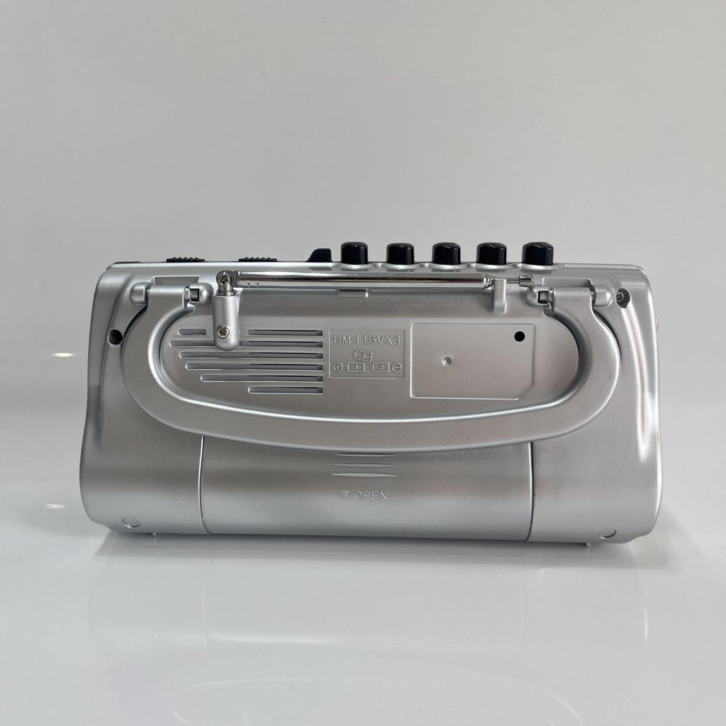 Vintage Multi-band Radio & Cassette Player: Nostalgic Portable Recorder for Outdoor Use