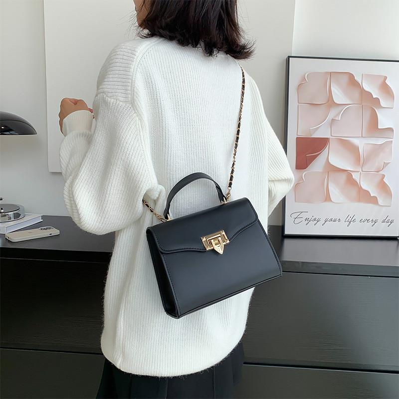 Fashionable Simple Shoulder Bag For Women 2023 Summer New Bag Casual Handbag Commuter Crossbody Bag