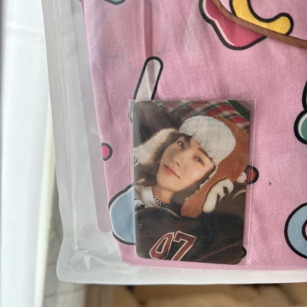[USED] Popular NCT DREAM Renjun pajamas size S with trading card