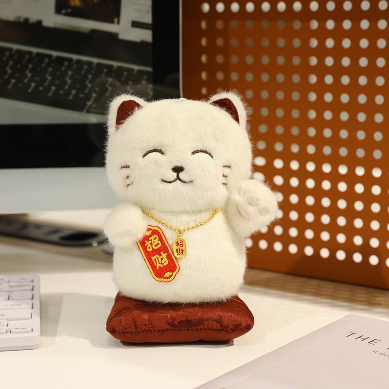 Enfeites Zhaocao Decoração de Mesa Presente Chinês Presente de Escritório Artesanato Boneca de Pelúcia Decorações de Carro