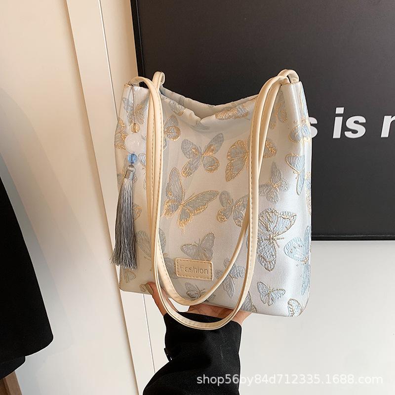 New Hanfu antique bag embroidered bucket bag portable oblique span shoulder backpack Hanfu accessories bag cloth bag sweet