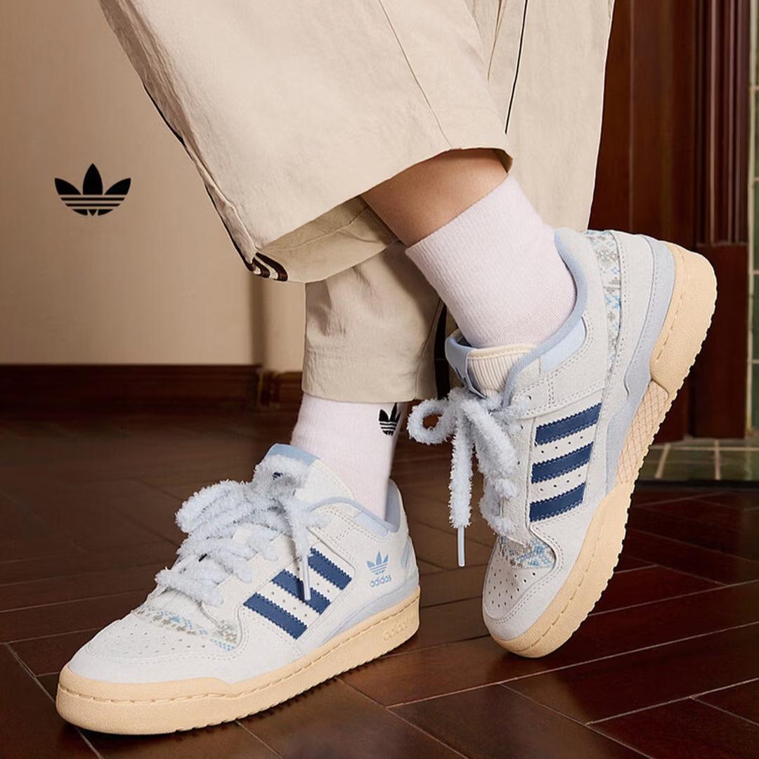 

Обувь Adidas - FORUM LOW CL - Универсальные повседневные баскетбольные кроссовки для женщин - Дизайн Adidas с тремя листьями KJ4299 36.5 белый