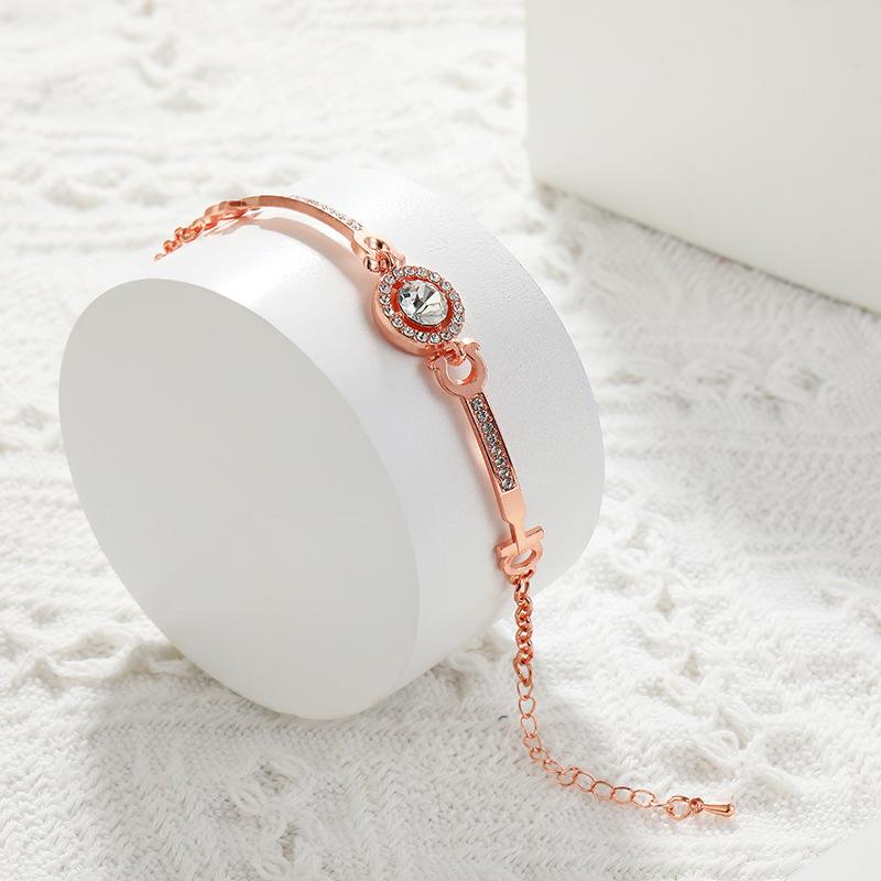 fashion temperament round Haoshi women's bracelet temperament versatile holy light bracelet flash diamond bracelet full of diamonds advanced sense
