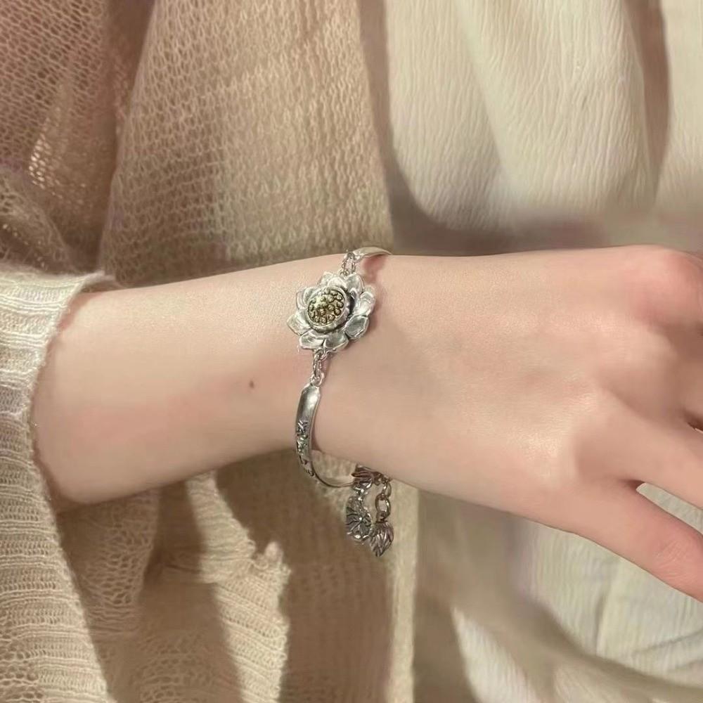Chinese Style Lotus Bracelet Rotatable Hand Chain Simple Lotus Leaf Bracelet Jewelry Accessories