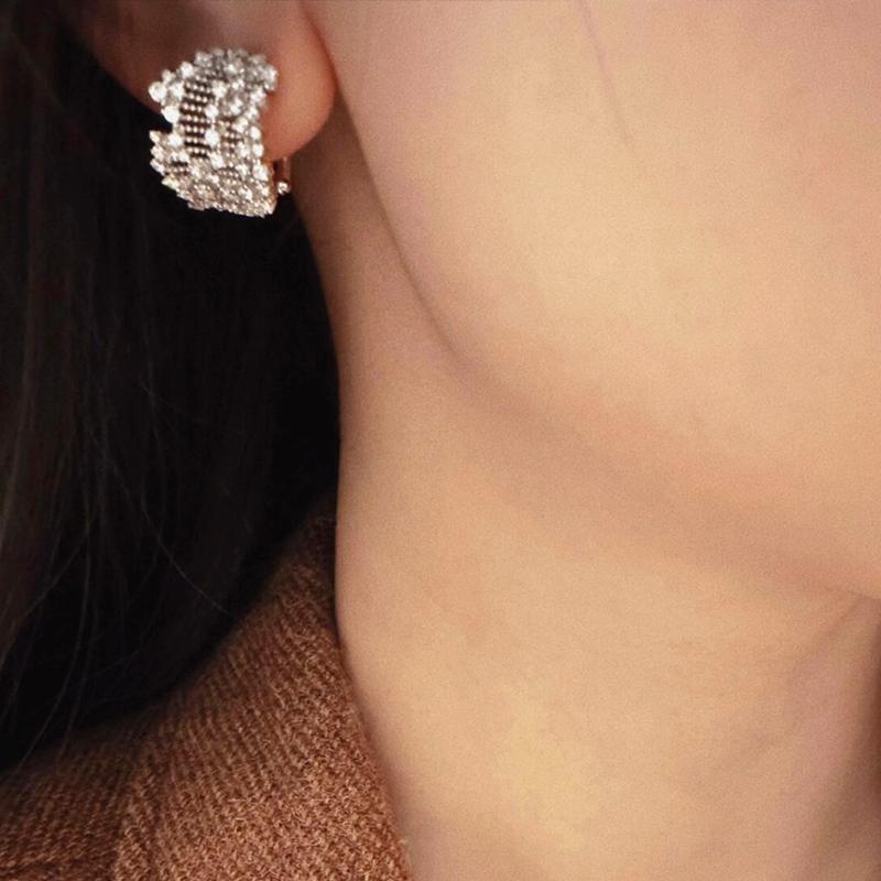 Musla Design Luxuriöse 925er Sterling Silber Kreuzlinien-Ohrringe für Damen Exquisite Party-Accessoires mit Hochwertiger Mode