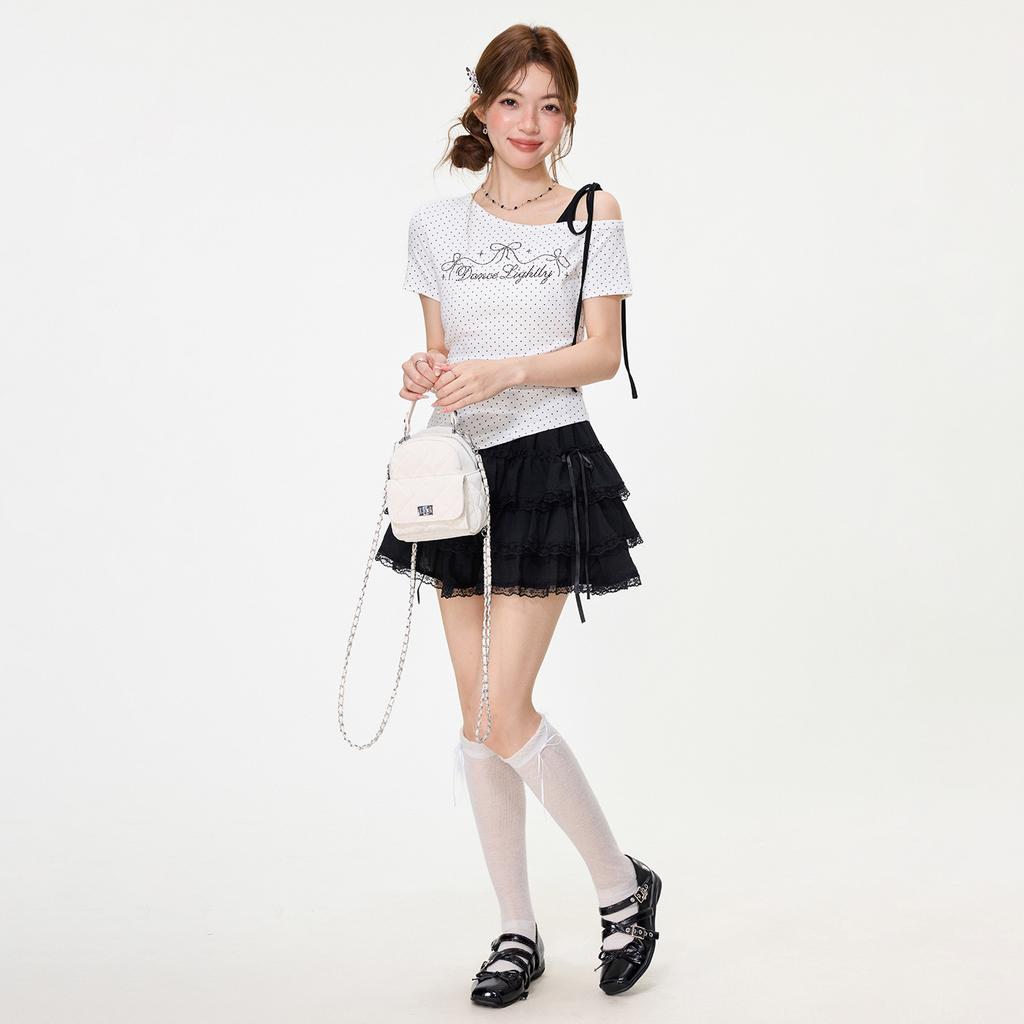 White polka dot slanted shoulder short-sleeved T-shirt women's spring and summer irregular hem design sense Spice girl slim strap small top