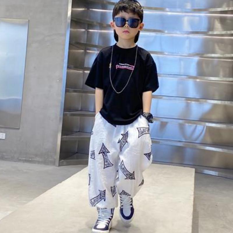 Little Boys Fashion Sady s krátkým rukávem Letní dětské volné tričko dvoudílné dětské oblečení