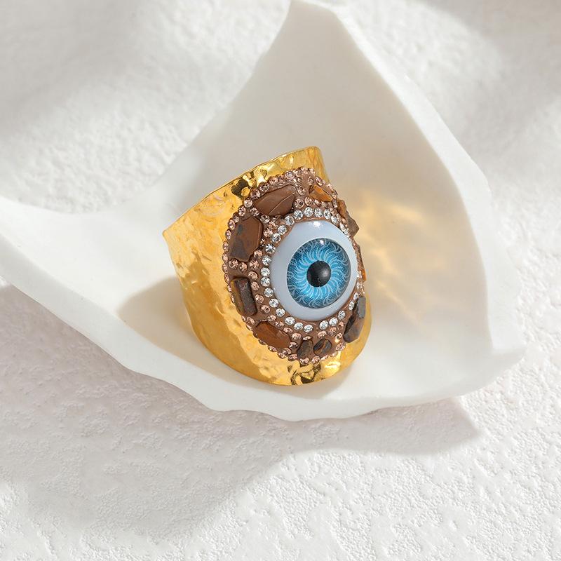 European & American Style Rhinestone Wide Band Eye Ring for Women – Fashionable, Versatile, Exaggerated, Colorfast Titanium Steel.