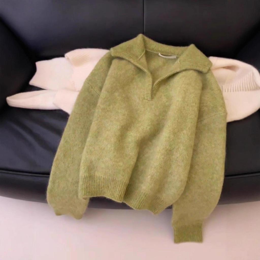 Must-Have Retro Green Mohair Sweater for Women - Relaxed Fit, Big Lapel, Versatile Knitwear