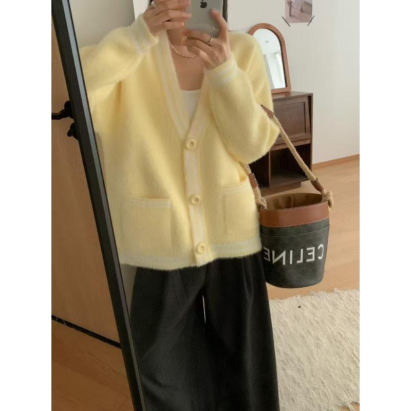 

Темпераментная куртка с карманами из искусственного норкового бархата, новинка осени и зимы, вязаный кардиган, сочетание цветов, розовый свитер женский One Size жёлтый