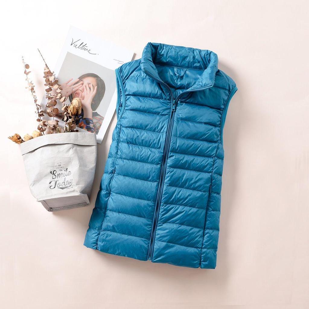 Women's Lightweight Down Vest, Korean Style, Stand-Up Collar, Slim-Fit, Sleeveless Jacket for Autumn and Winter.