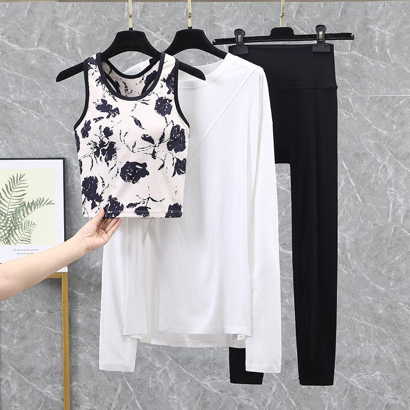 Eleganter 2025 Damen-Yogaanzug – Hochwertiges, wunderschönes Frühling/Sommer-Fitnessset