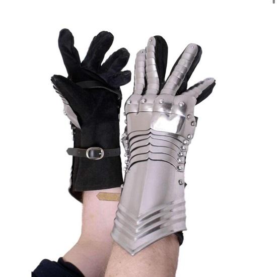 Steel Gauntlets, Pair