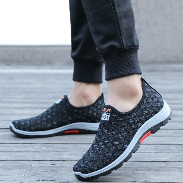 Summer Mesh Breathable Men Casual Shoes Slip On Mens Loafers Lightweight Sneakers Men Non -Slip Walking Shoes 