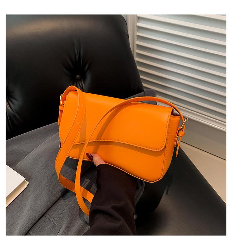 Stylish Urban Minimalist Small Square Pu Shoulder Bag With Magnetic Flap 2023