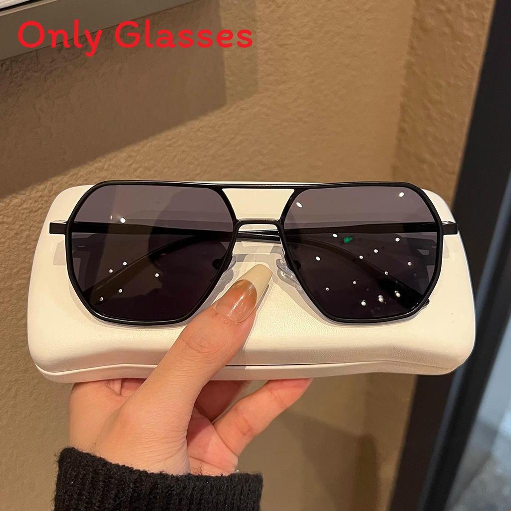 

Fashion Polarized Sun Glasses For Adults With Uv Protection And Allframe Design For Casual And Sports Use Grey Black