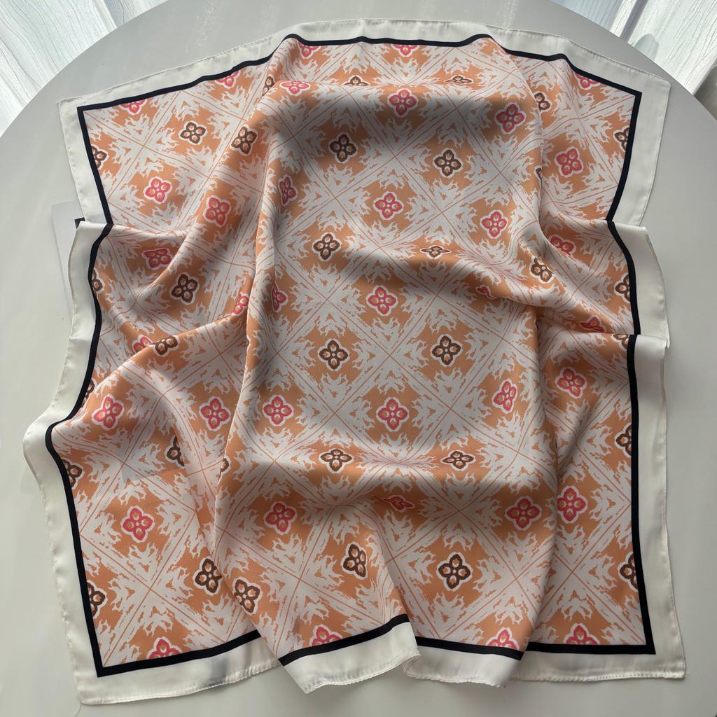 Luxury Square Scarf For Women Retro Ladies Hijab Fashion Neckerchief Bandanas Soft Stain Elegant Faux Silk Scarves Shawl
