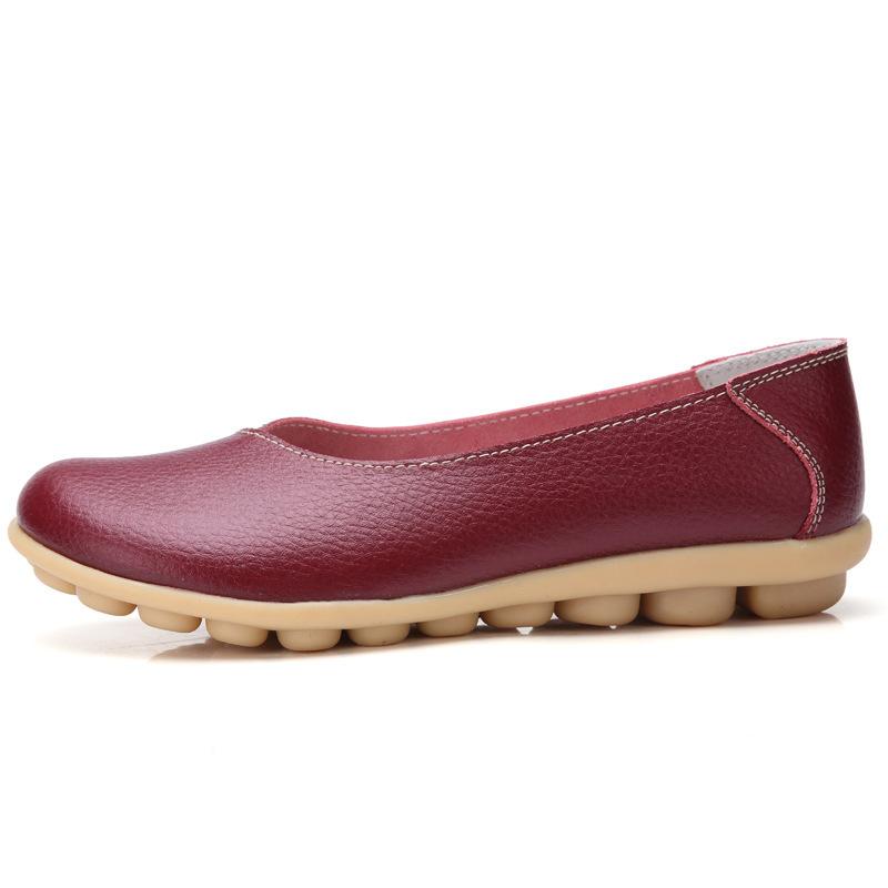 Autumn and winter cowhide Doudou shoes women's large size mother shoes flat-soled maternity shoes beef tendon soft sole 35-44