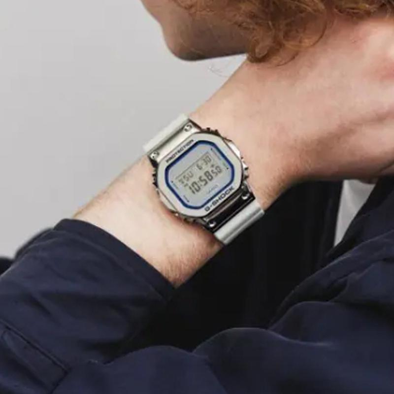 Casio all-metal series-square dial digital display 200 meters waterproof China Aerospace Space Creation Cooperation Model Solar GM-5600LC-7PRH