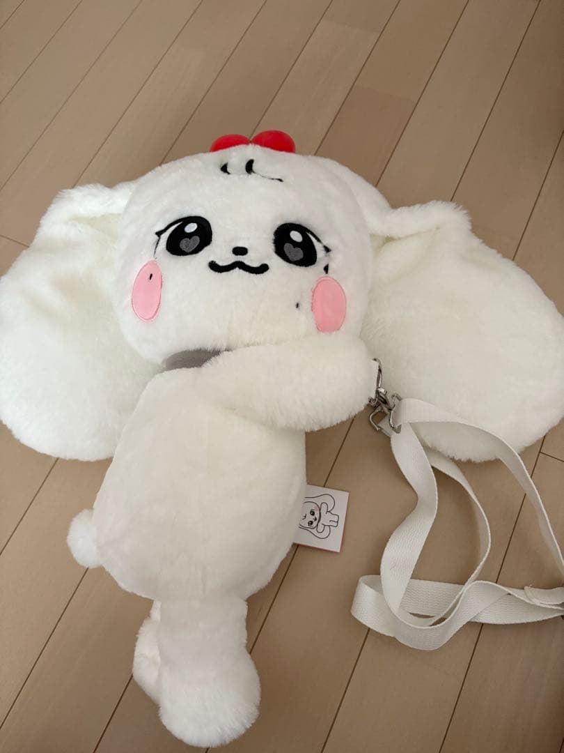 [USED] minive cherry hug back IVE Wonyoung