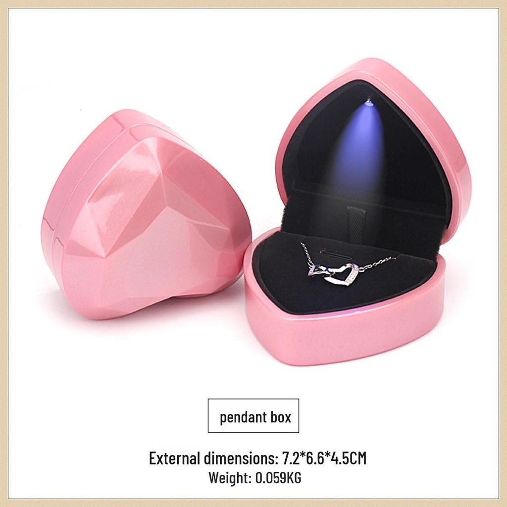 Herzförmige Leuchtende Schmuckschatulle: Luxuriöse beleuchtete Ring- & Halsketten-Box