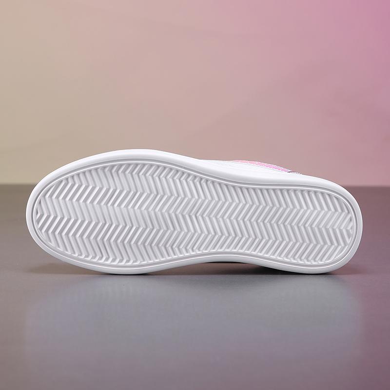 Hot Selling Women Board Shoes 2026 Summer New Comfort Breathable Lightweight Sports Shoes Fashion Outdoor Fitness Leisure Shoes