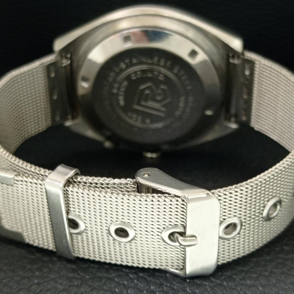 VINTAGE RICOH R31 AUTOMATIC JAPAN MENS WHITE COLOR DIAL WATCH a707675-1