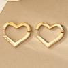 Hollow Love Earrings Design Elegant and Sweet Stud Earrings Classic Trend Simple Earrings