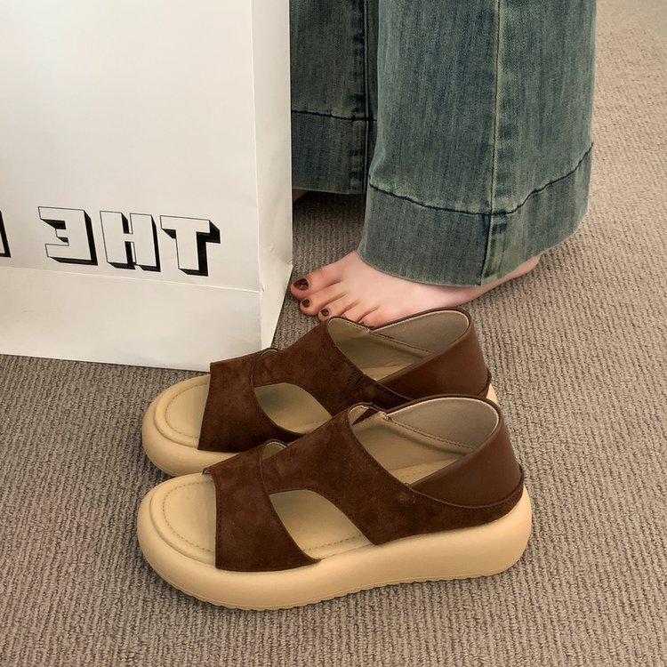 

Summer open-toed soft leather sandals comfortable and fashionable retro versatile flat-bottomed non-slip fashion casual shoes single shoes women 42 коричневый