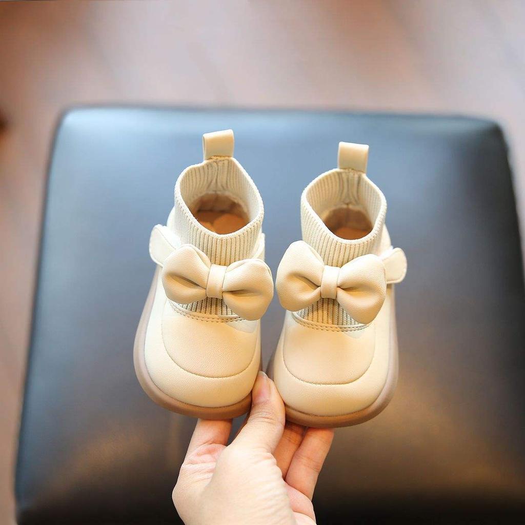 Autumn and winter children's foreign style boots baby girl shoes children's versatile socks boots girls short boots new girls small leather boots