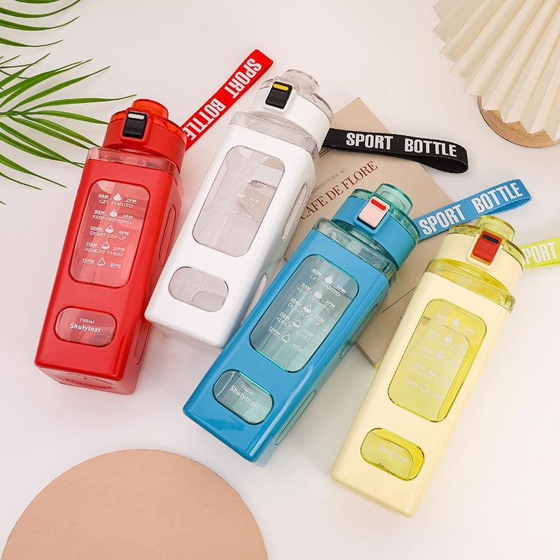Square Plastic Water Bottle With Handle, Modern Simple Style, Portable Sports Bottle With Straw, 700ml