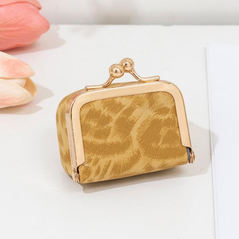 New Exquisite Leopard Print Diamond Ring Jewelry Bag Ring Necklace Earrings Jewelry Storage Box Mini Lipstick Bag Change Bag