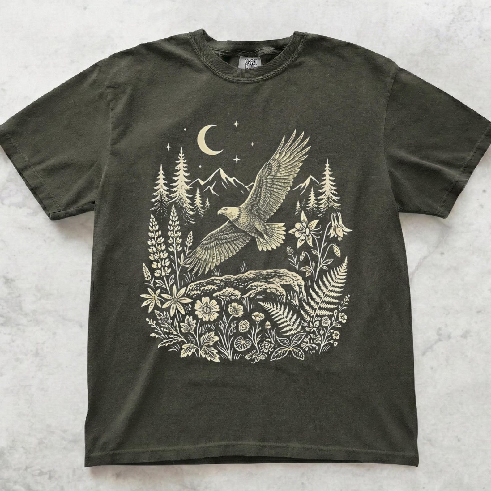 Eagle Nature Shirt, Majestic Eagle Graphic Tee, Wildlife Mountain Shirt, Bird Lover Gift, Outdoor Nature T shirt S
