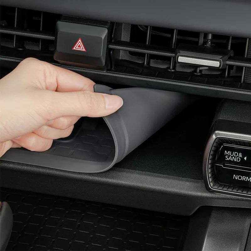 LHD Auto Center Console Wireless Charging Silicone Anti-slip Pad Fit For Toyota RAV4 RAV 4 XA60 Accessories 2027 2026