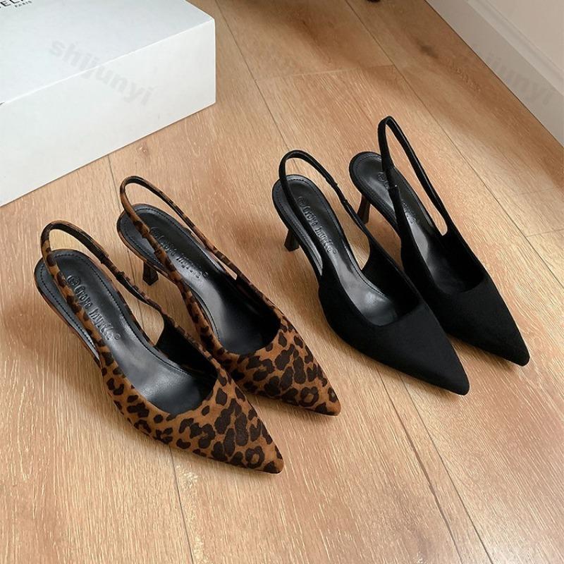 Fashion Women's High Heels 2025 New Ankle Buckle Strap Sandals Leopord Print Thin Heel Fashion Medium Heel Women's Pumps Summer Shoes
