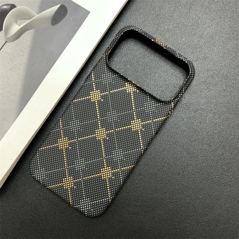 

Apple iPhone 17 Pro Max Luminous Carbon Fiber Case with Hot Stamping Grid Pattern, Compatible with iPhone 16, 15, 14 15 чёрный