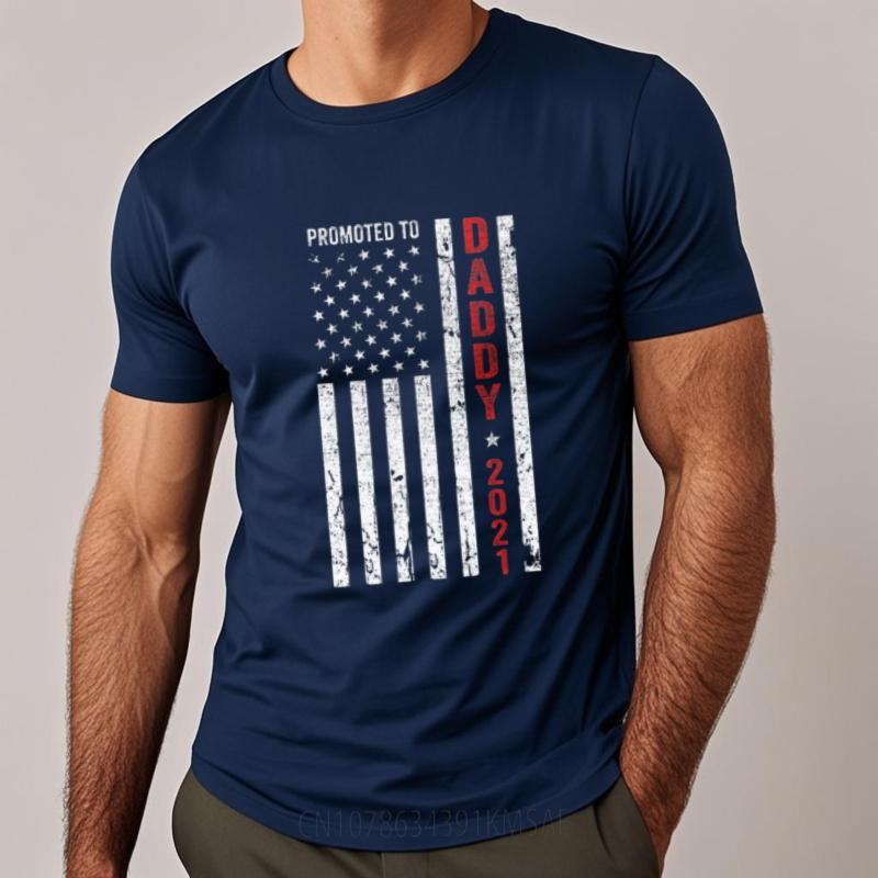 New Arrived Unisex Round Neck Tshirt Vintage Promoted To Daddy 2021 American Flag Design Anime For Him Tee Shirt Breathable Tee