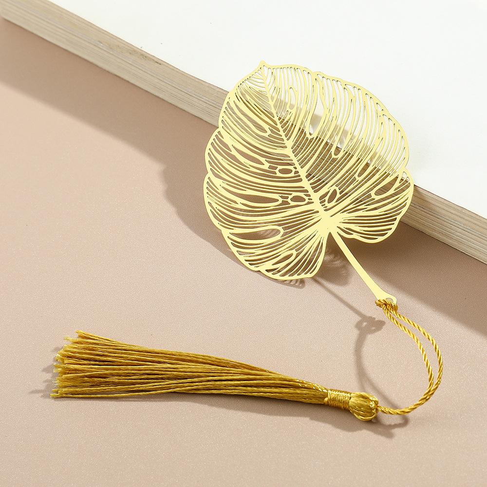 1Pc Golden Retro Art Metal Plant Vein Bookmark with Tassel Reading Book Accessories Index Tab Fringe Gift for Teachers Students