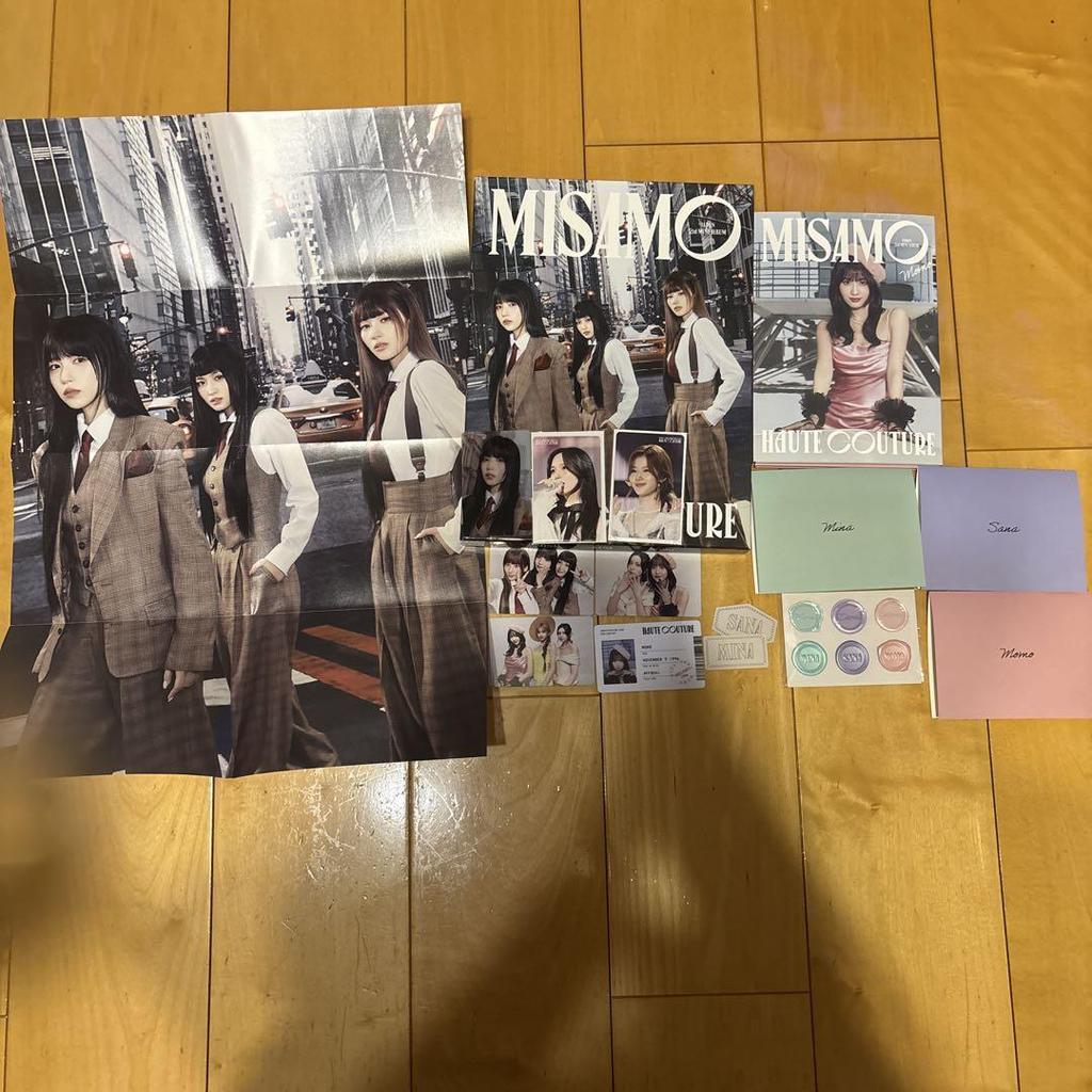 [USED] MISAMO HAUTE COUTURE First limited edition MOMO version