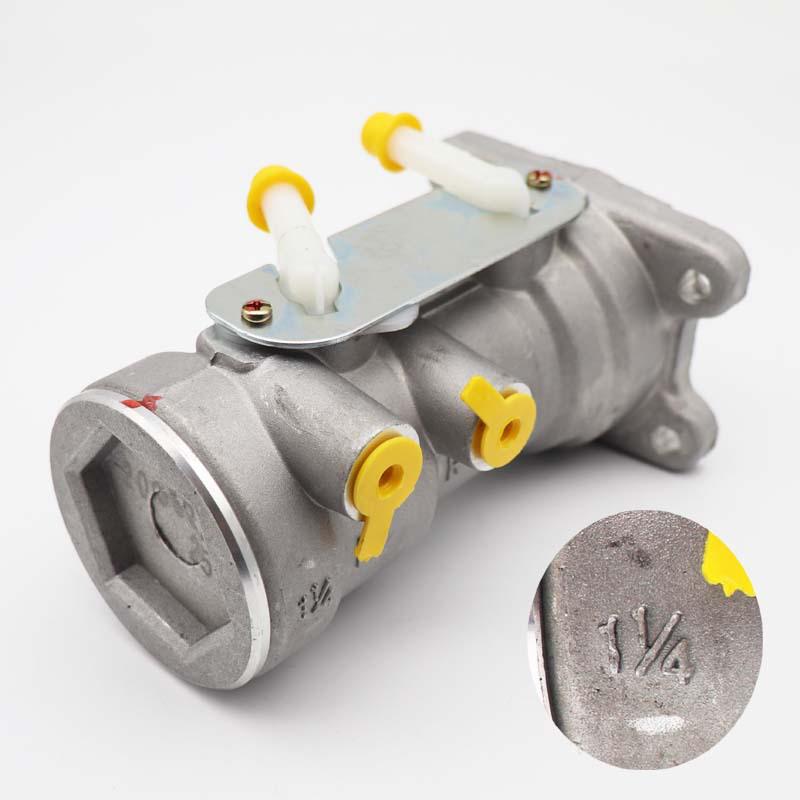 Isuzu/NKR/600P/4KH1 Brake Master Cylinder Assembly