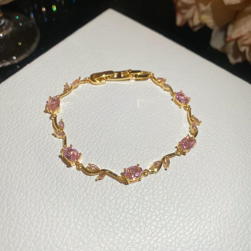 Light luxury zircon geometric round bracelet French retro court style temperament bracelet Light luxury high-end personalized jewelry