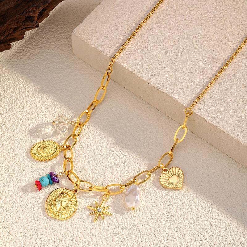 European and American Retro Style Gold Pendant Collarbone Chain Fashion Trend Titanium Steel Necklace Electroplated 18K Gold Stainless Steel Necklace