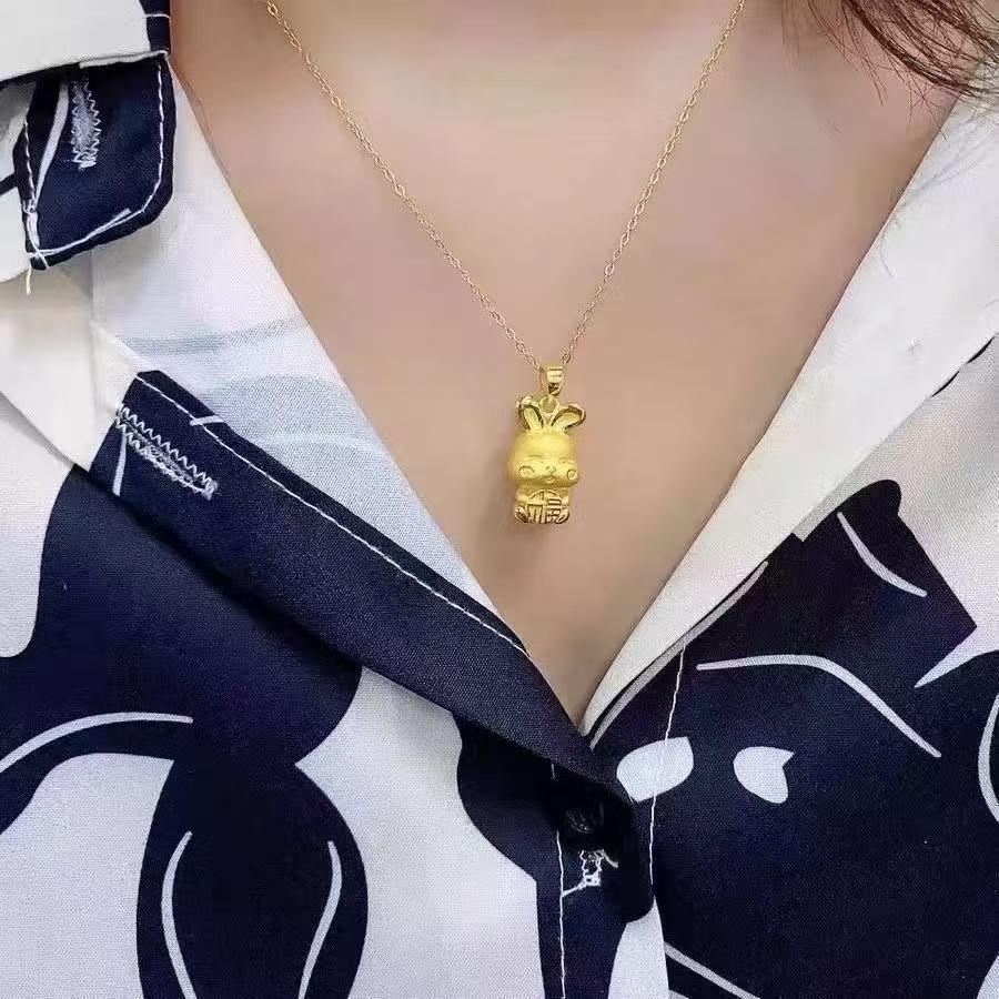 Elegant Gold Fu Rabbit O-Shaped Chain Necklace for Women - Cute Little Rabbit Collarbone Necklace