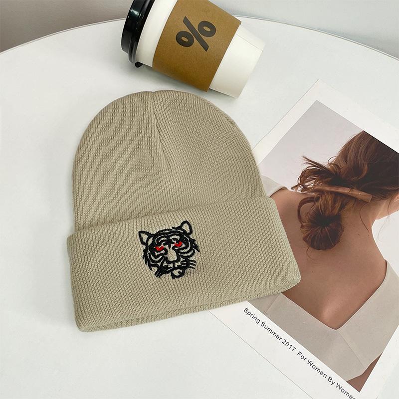 Gestrickte Mützen für Männer im Winter Modische und vielseitige Wollmützen für Herbst und Winter Warme Melonenmützen Kalte Mützen für Frauen